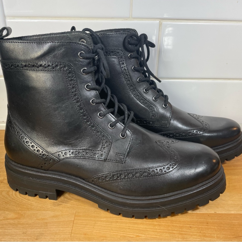 NWT Express Black Leather Combat Boots With Oxford Detail